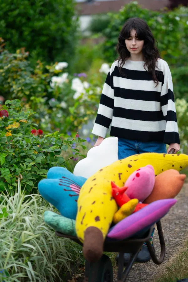 Lambswool Jumpers>Donna Wilson Bella Jumper - Black & White