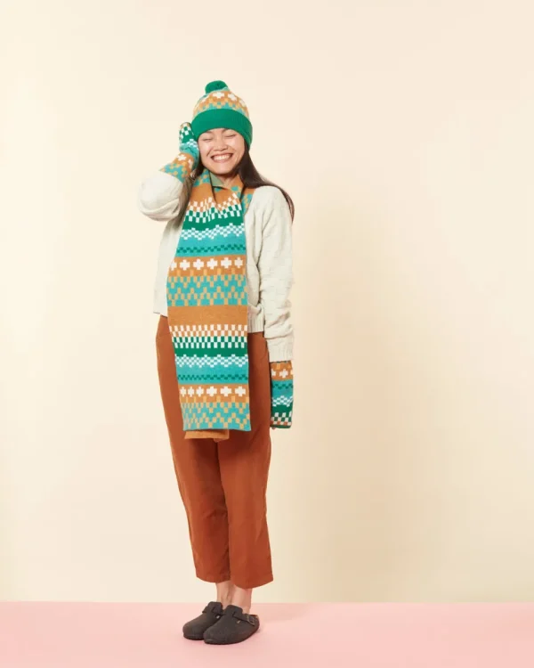 Scarves>Donna Wilson Big Stitch Scarf - Shamrock