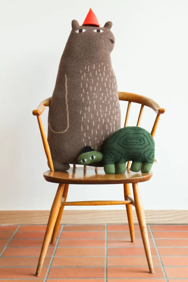 Creatures>Donna Wilson Christmas Limited Edition Jon Klassen Bear