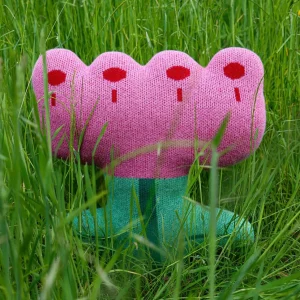 Shaped Cushions | Shaped Cushions>Donna Wilson Flower Shaped Cushion