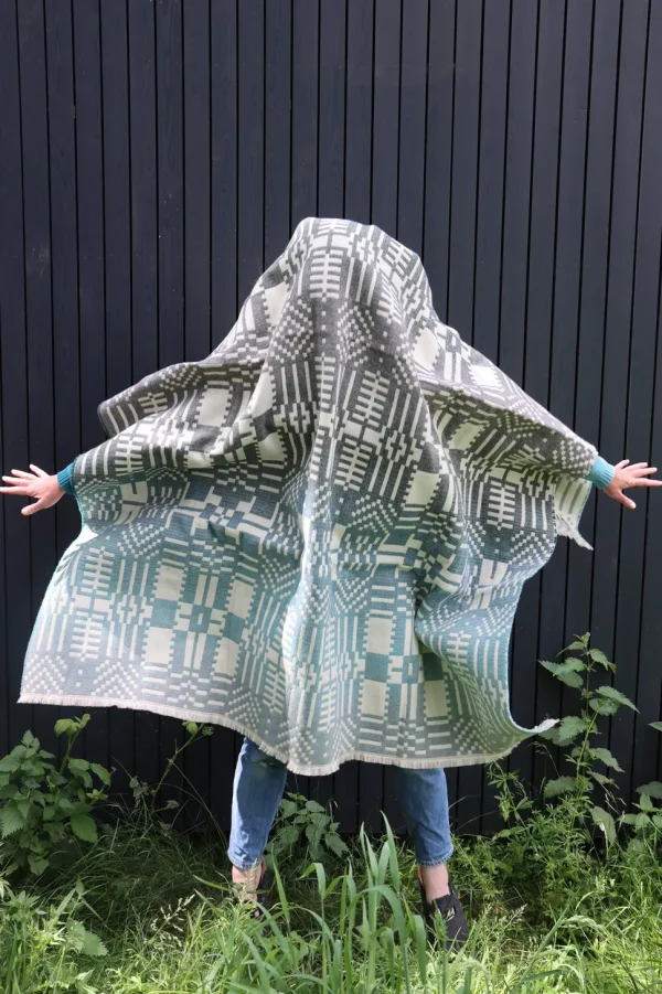 Blankets + Throws>Donna Wilson Here Comes The Rain Woven Throw