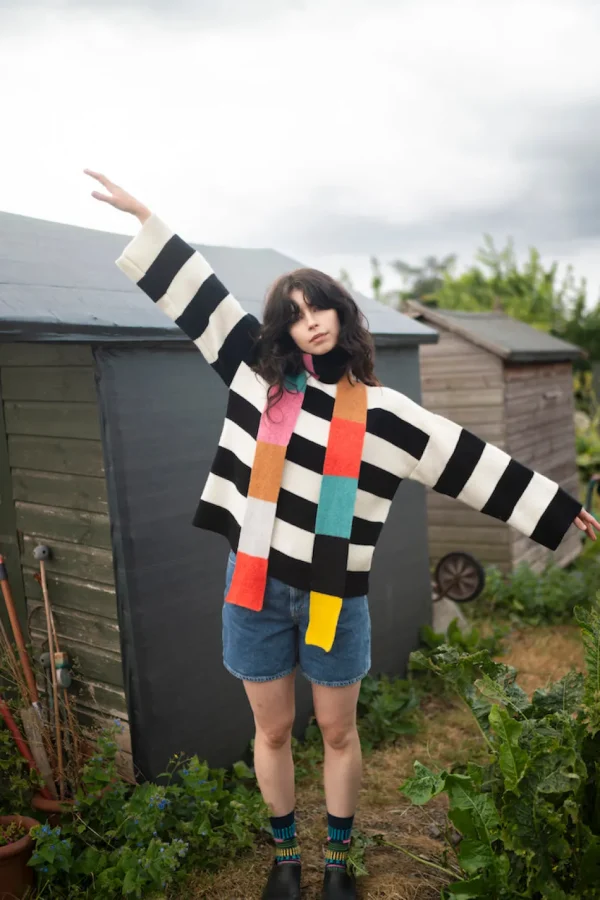 Scarves>Donna Wilson Long skinny stripe scarf