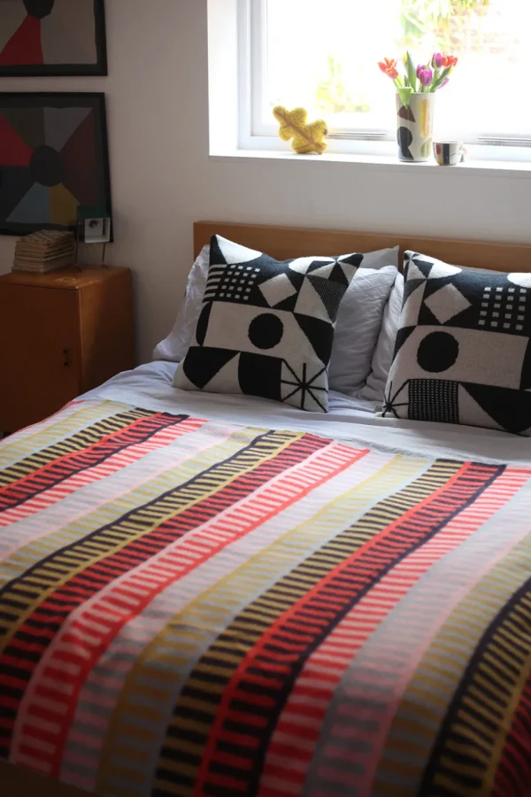 Square Cushions>Donna Wilson Monoglyph Square Cushion