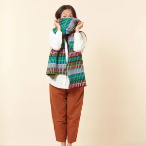 Scarves>Donna Wilson Shiel Blanket Scarf - Claret