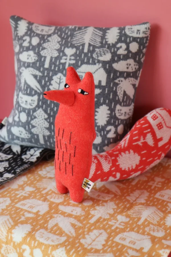 Creatures>Donna Wilson 20 Years Cyril Squirrel Fox - Limited Edition